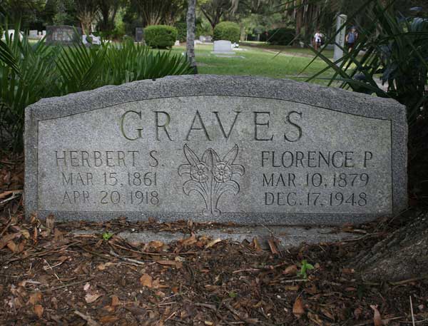 Herbert S. & Florence P. Graves Gravestone Photo