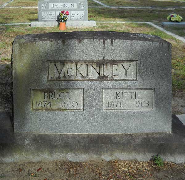 Bruce & Kittie McKinley Gravestone Photo