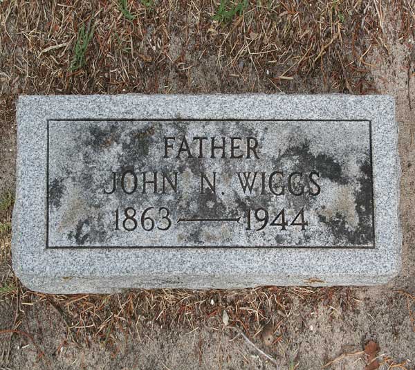 John N. Wiggs Gravestone Photo