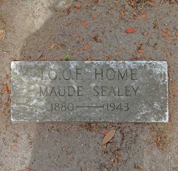Maude Sealey Gravestone Photo