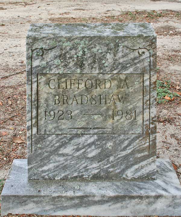 Clifford A. Bradshaw Gravestone Photo