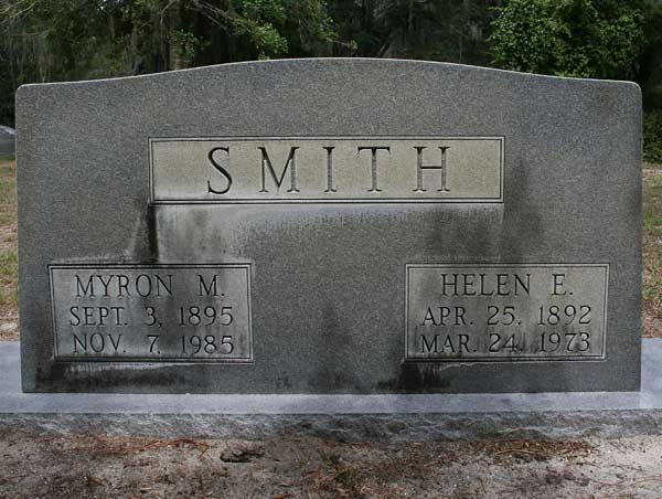 Myron M. & Helen E. Smith Gravestone Photo