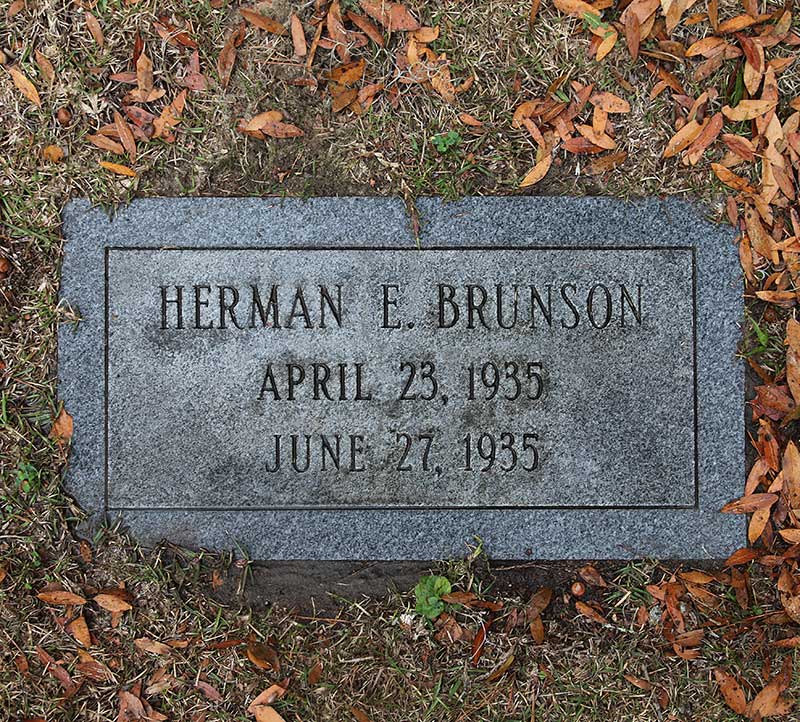 Herman E Brunson Gravestone Photo