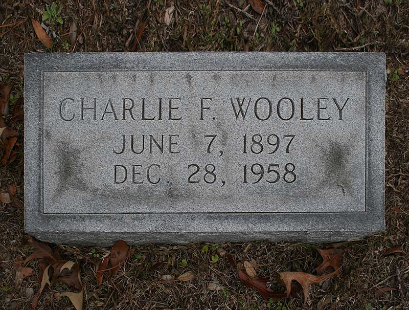 Charlie F Wooley Gravestone Photo