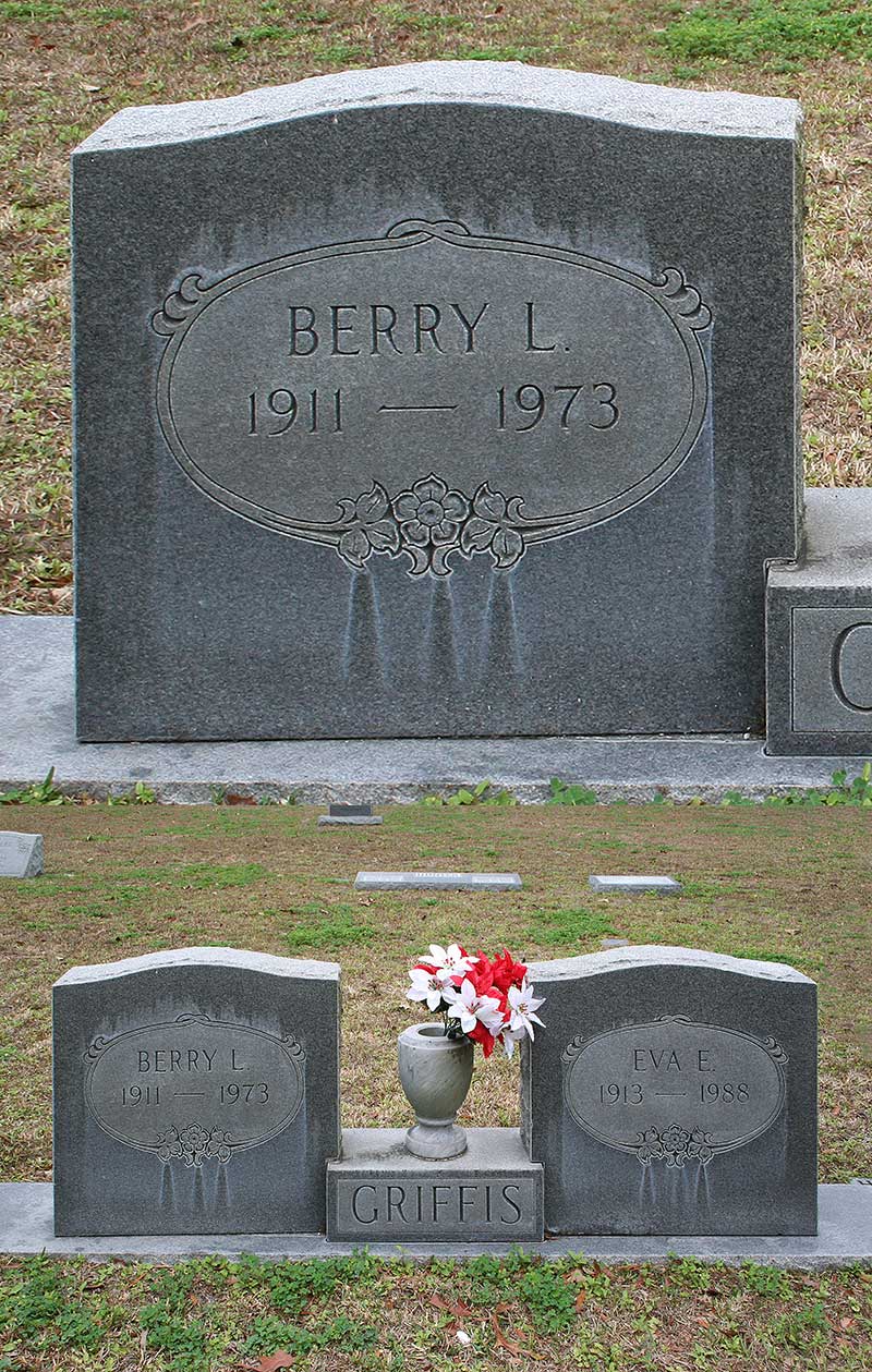 Berry L. Griffis Gravestone Photo