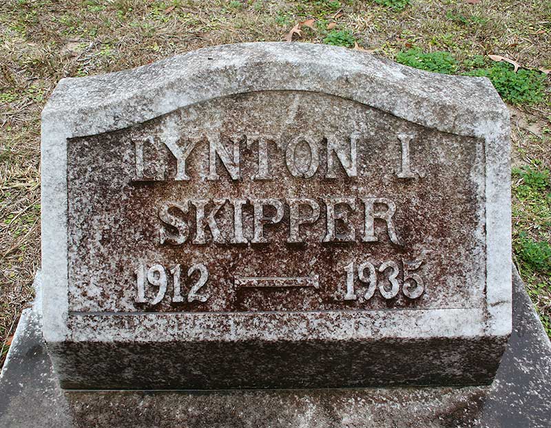 Lynton I Skipper Gravestone Photo