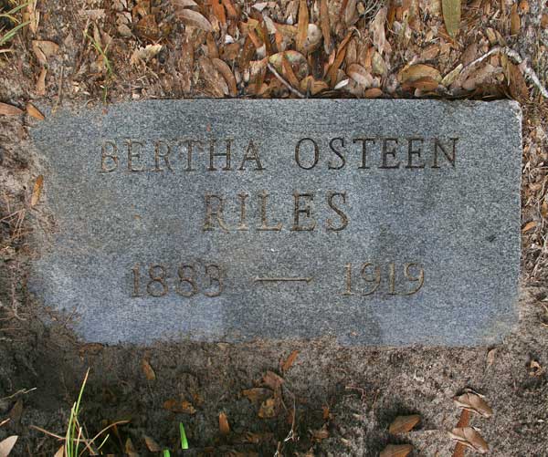 Bertha Osteen Riles Gravestone Photo