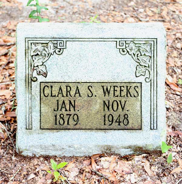 Clara S. Weeks Gravestone Photo