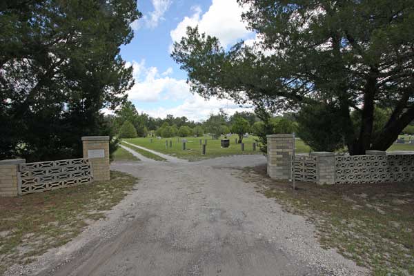  Hawthorne Cemetery Entrance Gravestone Photo