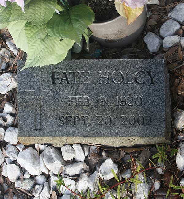 Fate Holcy Gravestone Photo