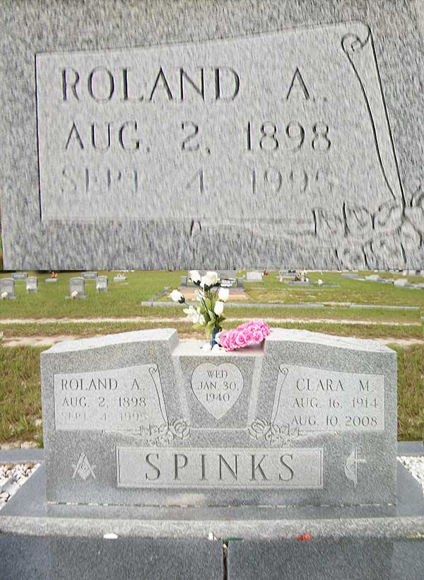 Roland A. Spinks Gravestone Photo
