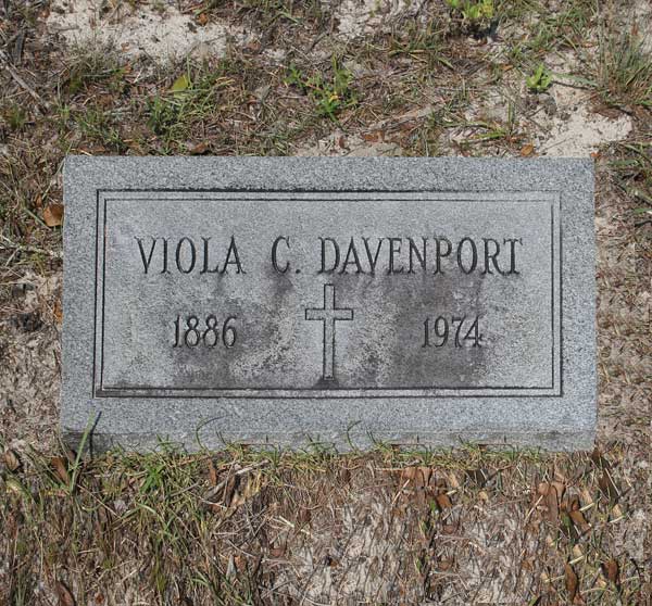 Viola C. Davenport Gravestone Photo