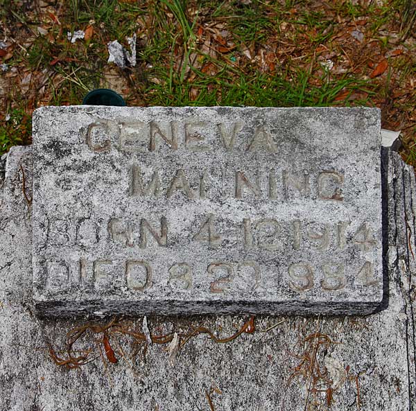 Geneva Manning Gravestone Photo