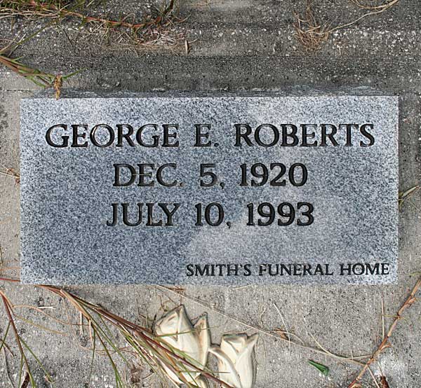 George E. Roberts Gravestone Photo