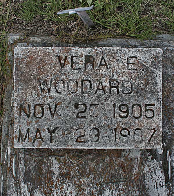 Vera E. Woodard Gravestone Photo