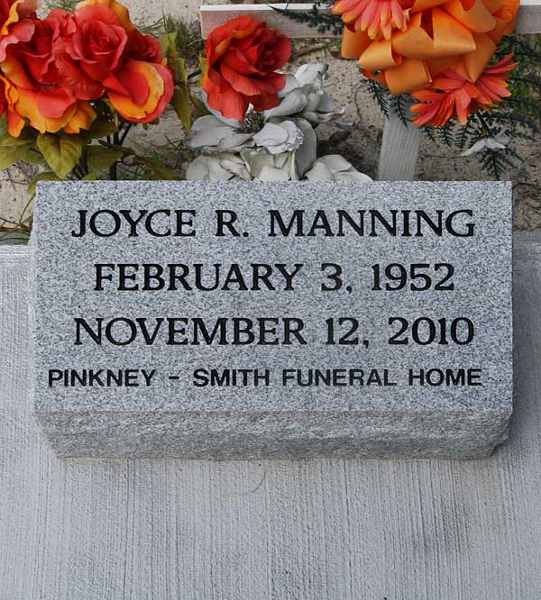 Joyce R. Manning Gravestone Photo