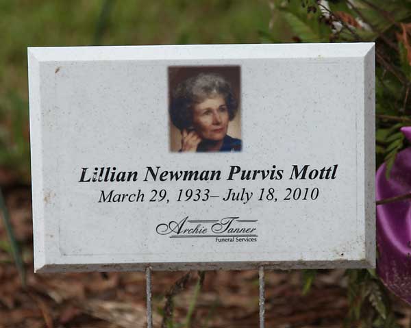 Lillian Newman Purvis Mottl Gravestone Photo