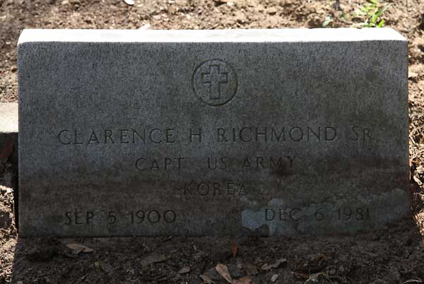 Clarence H. Richmond Gravestone Photo