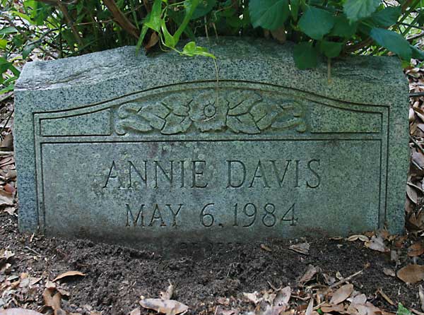Annie Davis Gravestone Photo