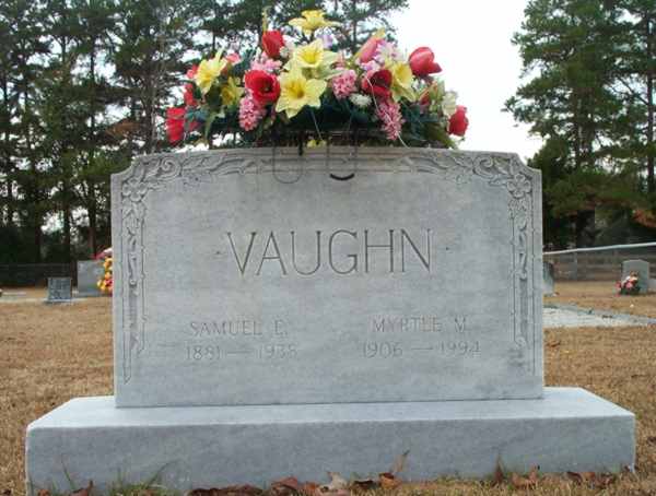 Samuel E. & Myrtle M. Vaughn Gravestone Photo