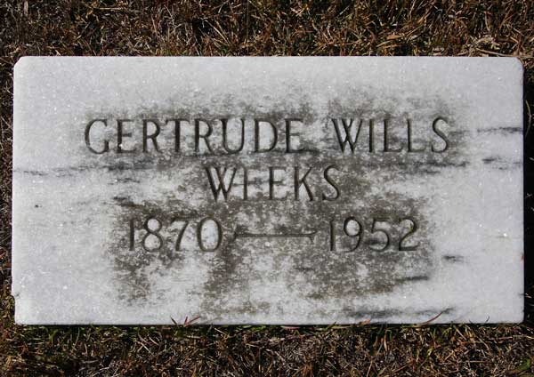 Gertrude Wills Weeks Gravestone Photo