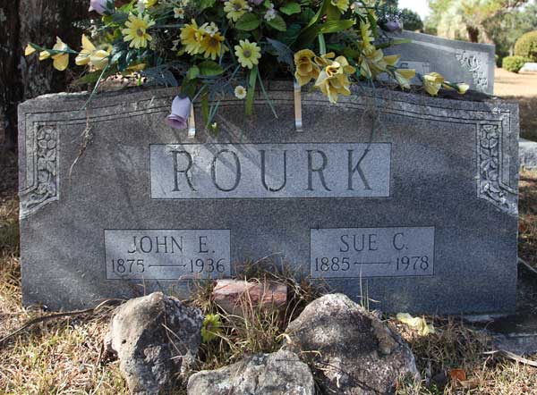 John E. & Sue C. Rourk Gravestone Photo