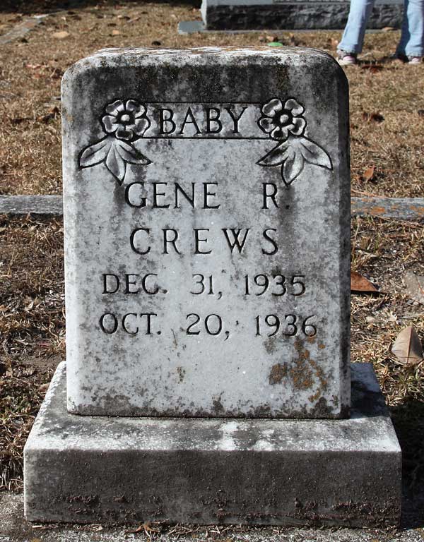 Gene R. Crews  Gravestone Photo