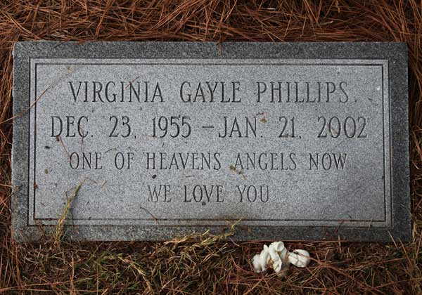 Virginia Gayle Phillips Gravestone Photo