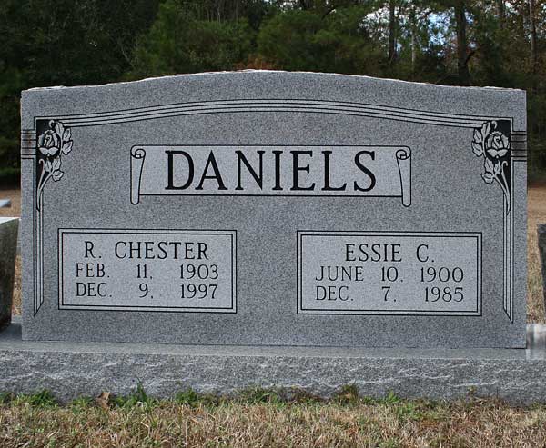 R. Chester & Essie C. Daniels Gravestone Photo
