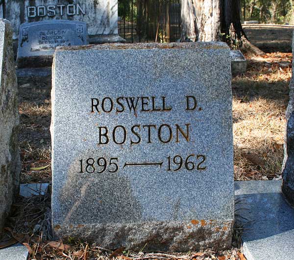 Roswell D. Boston Gravestone Photo