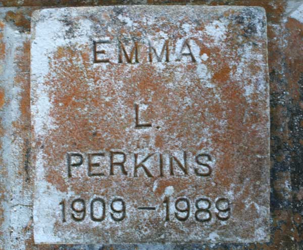 Emma L. Perkins Gravestone Photo