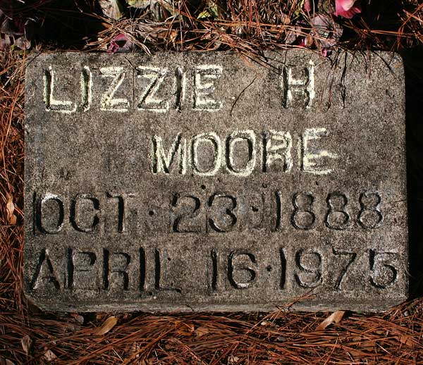 Lizzie H. Moore Gravestone Photo