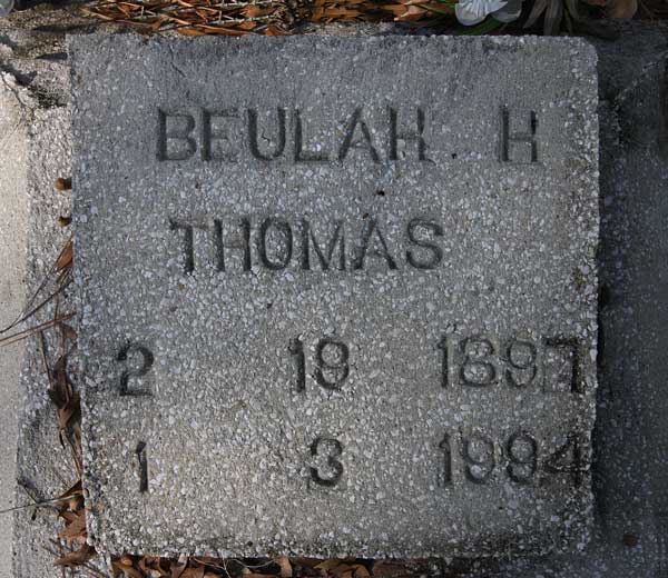 Beulah H. Thomas Gravestone Photo
