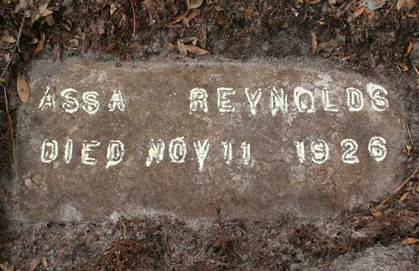 Assa Reynolds Gravestone Photo