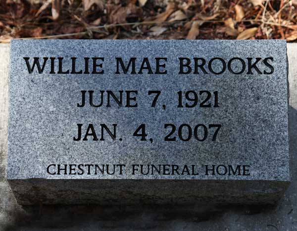 Willie Mae Brooks Gravestone Photo