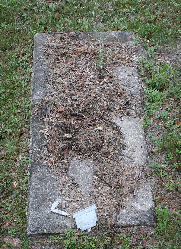  Unknown Gravestone Photo