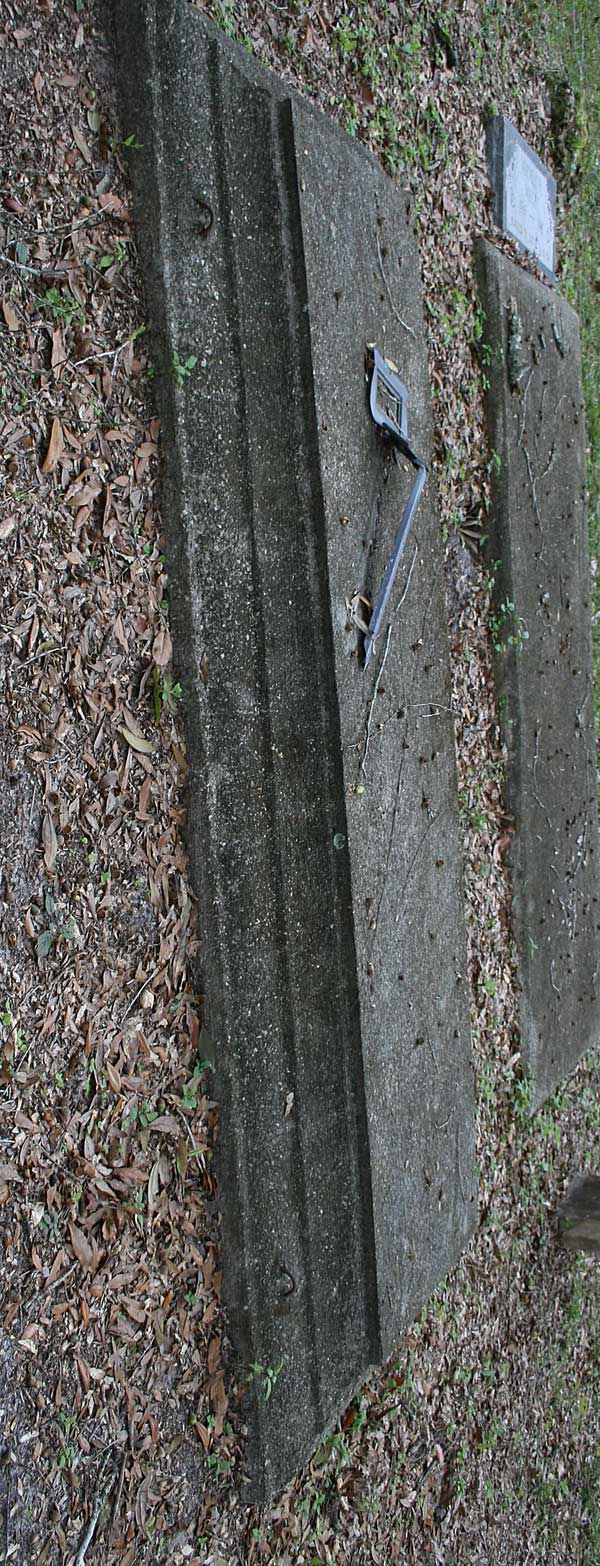  Unknown Gravestone Photo