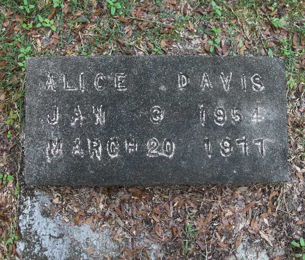 Alice Davis Gravestone Photo