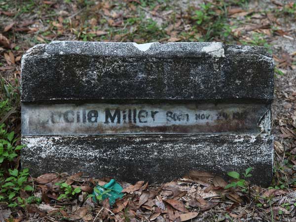 Lucile Miller Gravestone Photo