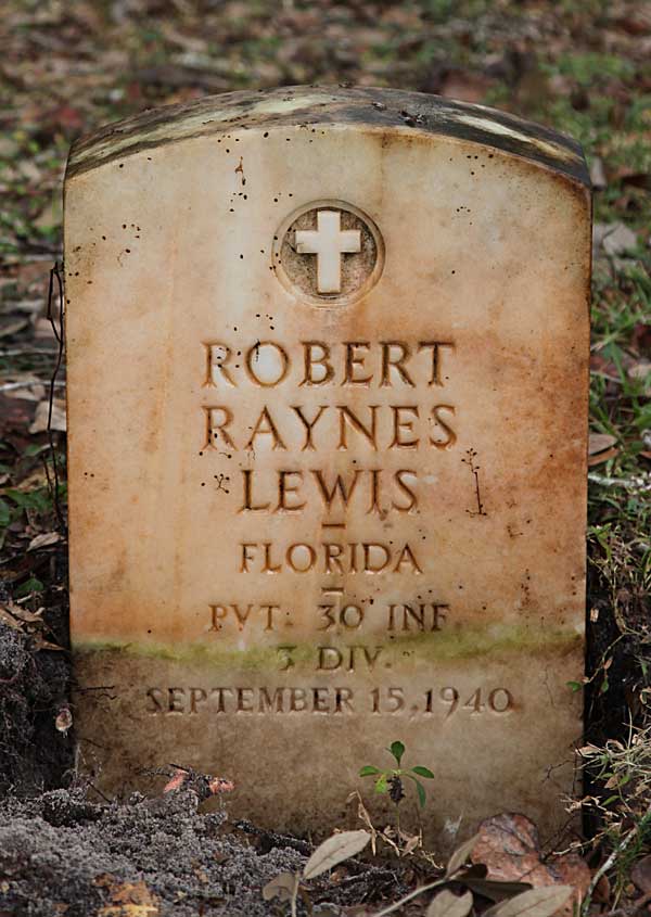 Robert Raynes Lewis Gravestone Photo