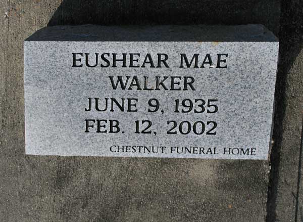 EUSHEAR MAE WALKER Gravestone Photo