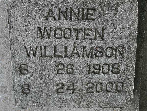 ANNIE WOOTEN WILLIAMSON Gravestone Photo