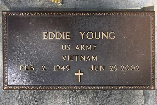 EDDIE YOUNG Gravestone Photo