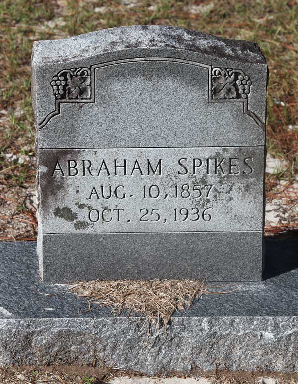 Abraham Spikes Gravestone Photo