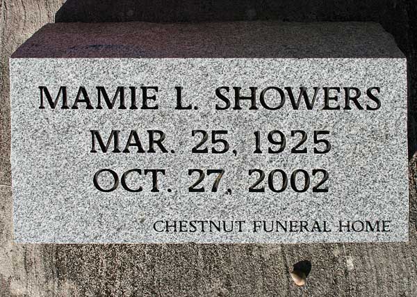 Mamie L. Showers Gravestone Photo