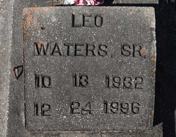 Leo Waters Gravestone Photo