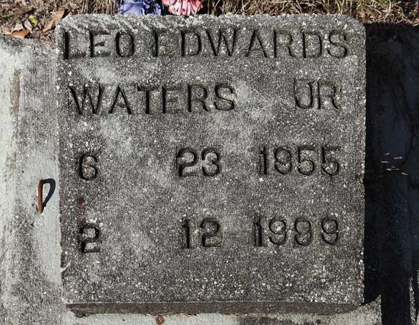Leo Edwards Waters Gravestone Photo