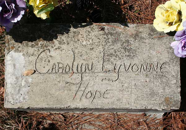 Carolyn Eyvonne Hope Gravestone Photo