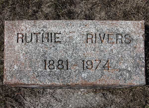 Ruthie Rivers Gravestone Photo