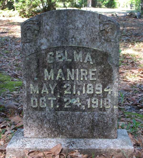 Selma Manire Gravestone Photo